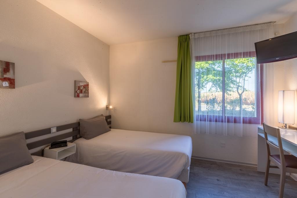 Aliotel Cazères-sur-lʼAdour Bagian luar foto